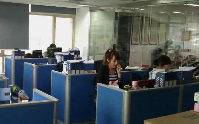 上海固晚鸽实业有限公司日用百货批发选品策略与供货方案解析